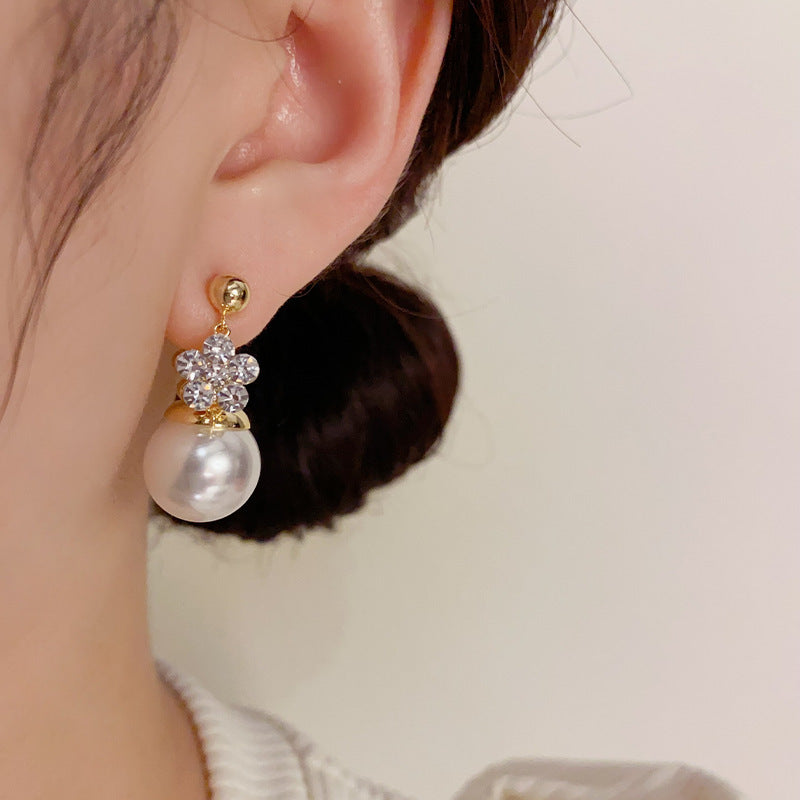Korean-style double-sided flower pearl earrings