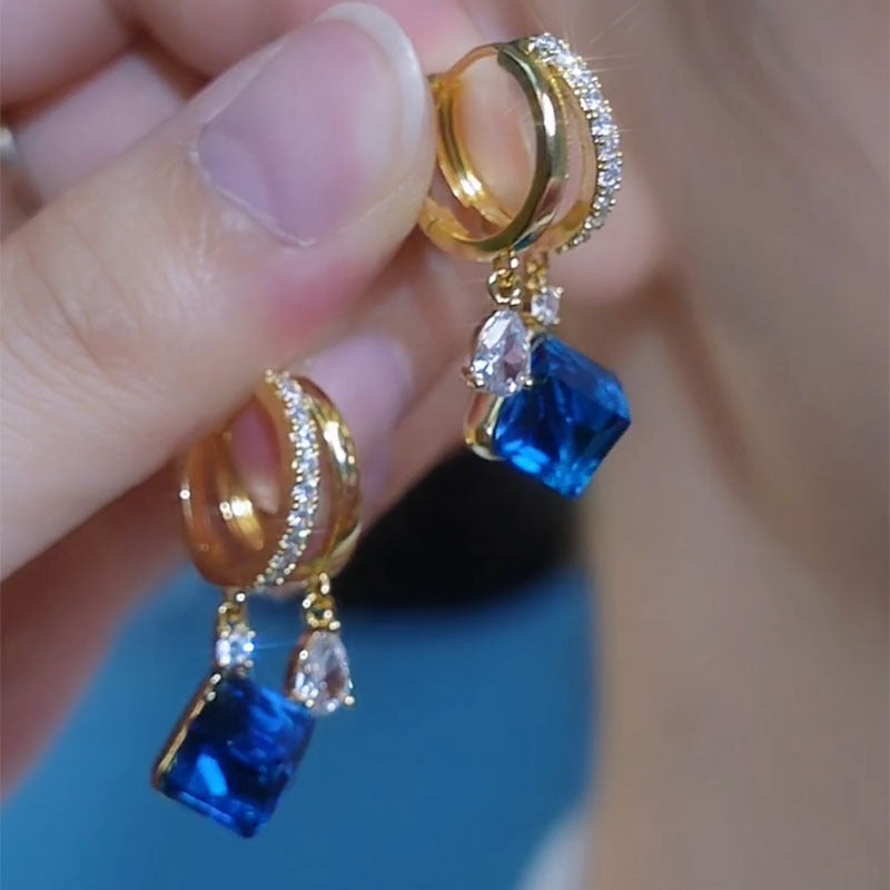 Blue Sugar Crystal Cube Ear Clip