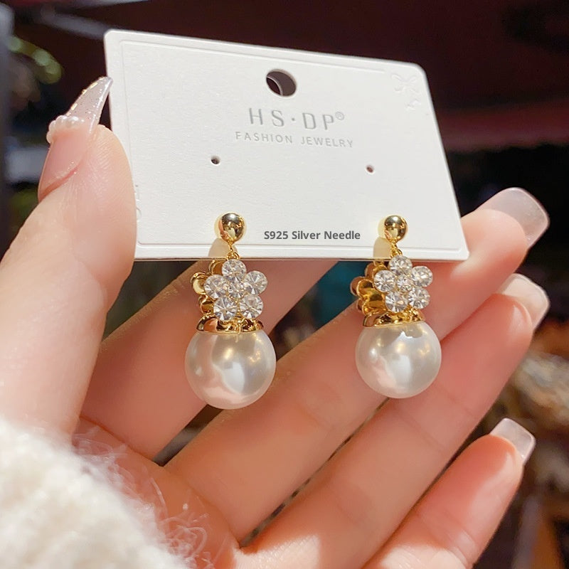Korean-style double-sided flower pearl earrings