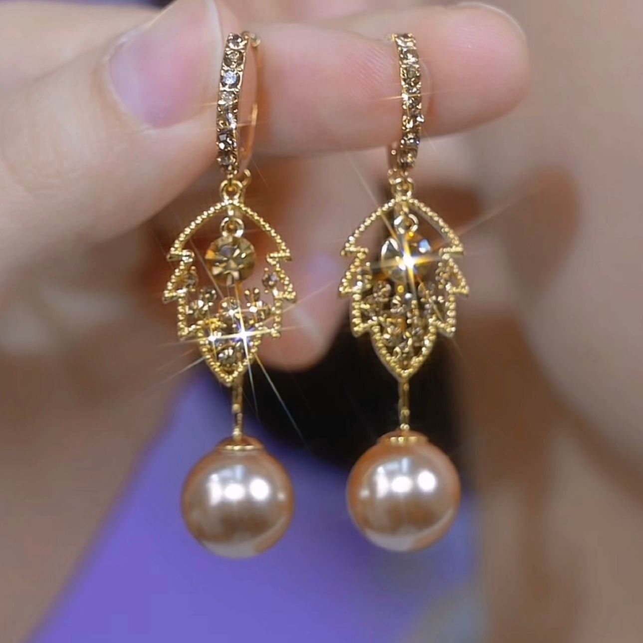 Coffee Diamond Leaf Pearl Earrings