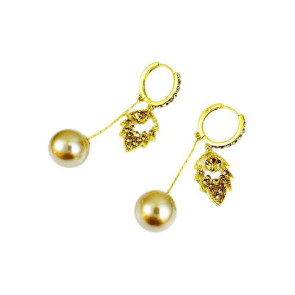 Coffee Diamond Leaf Pearl Earrings