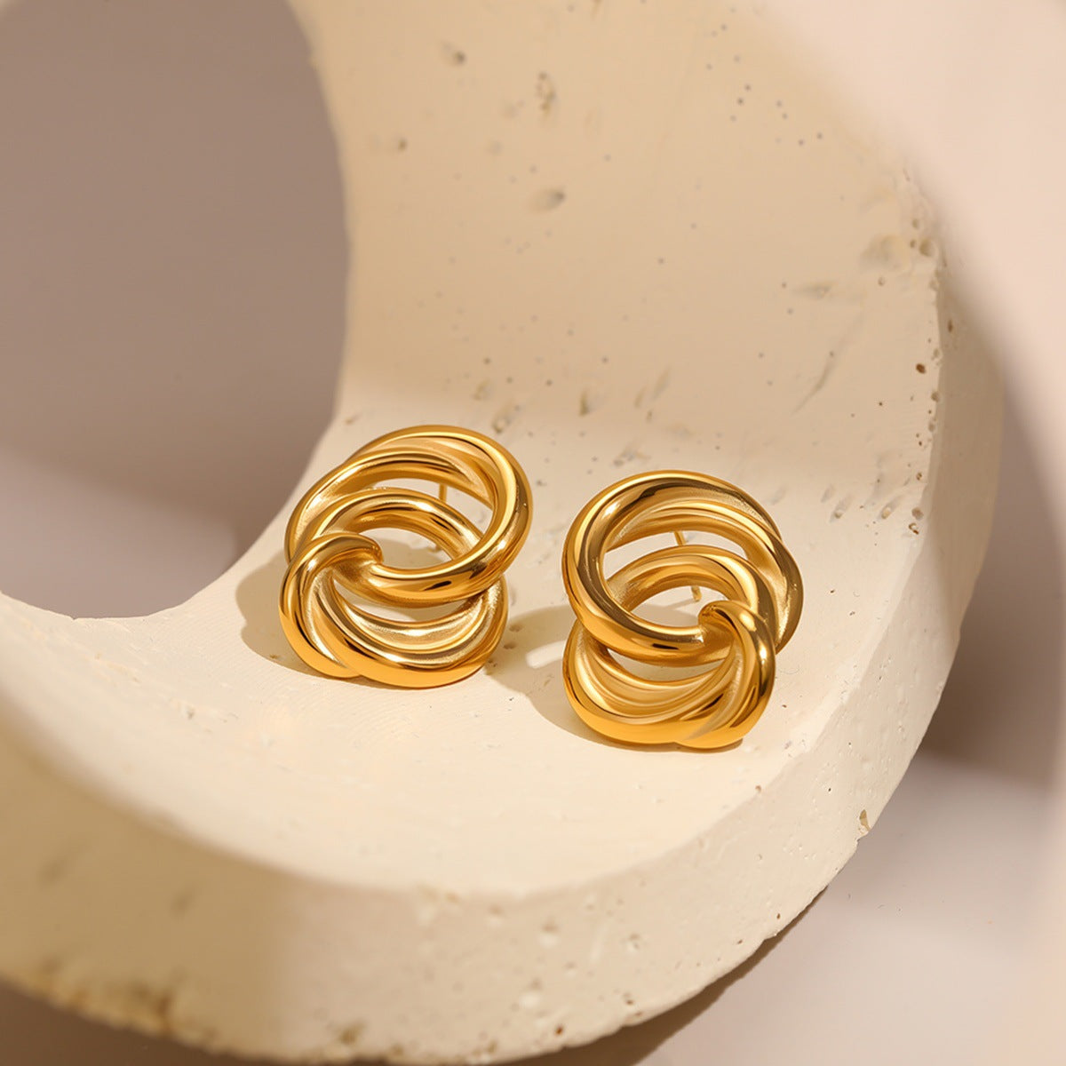 Minimalist Geometric Circle Earrings