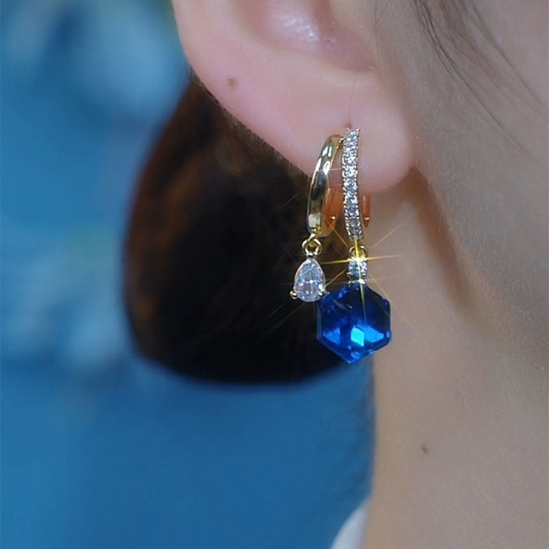 Blue Sugar Crystal Cube Ear Clip