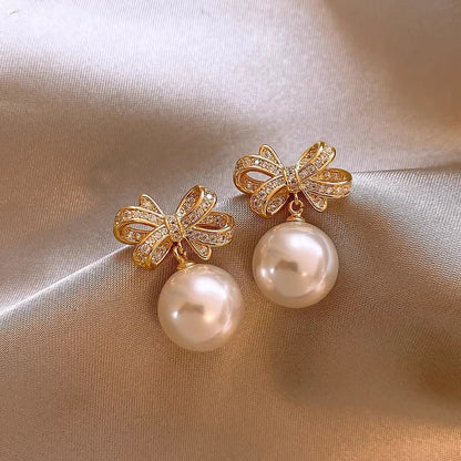 Irregular Pearl Temperament Earrings