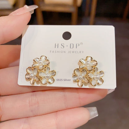 White Three-petal Flower Stud Earrings