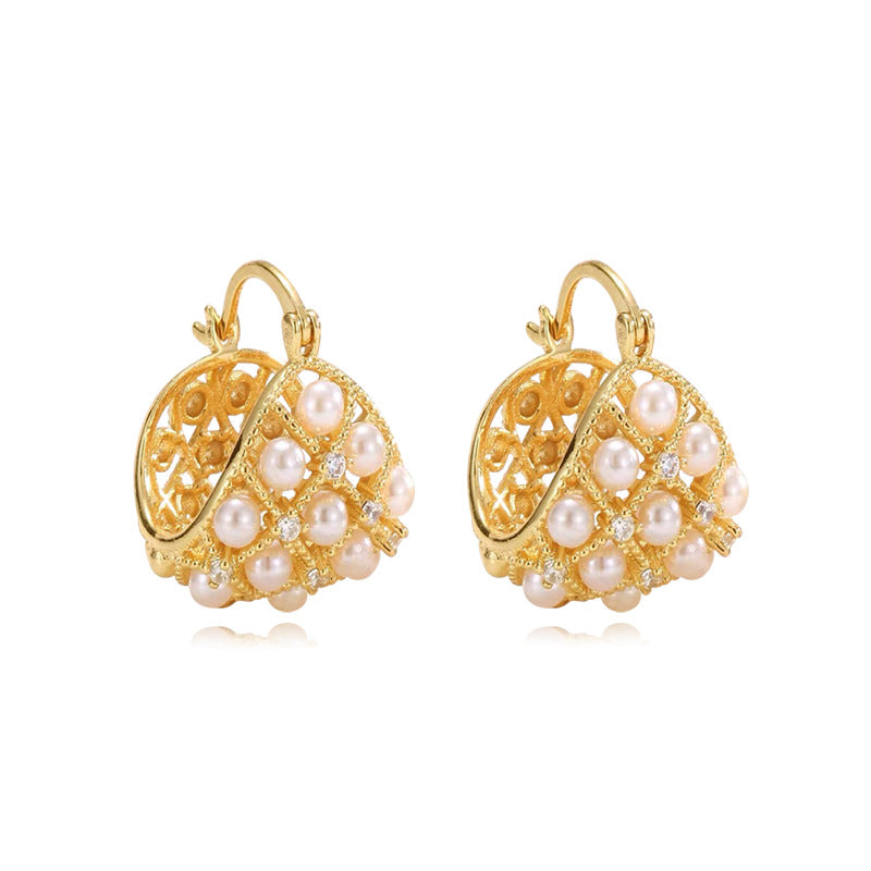 French Pearl Rhinestone Mesh Ear Clip