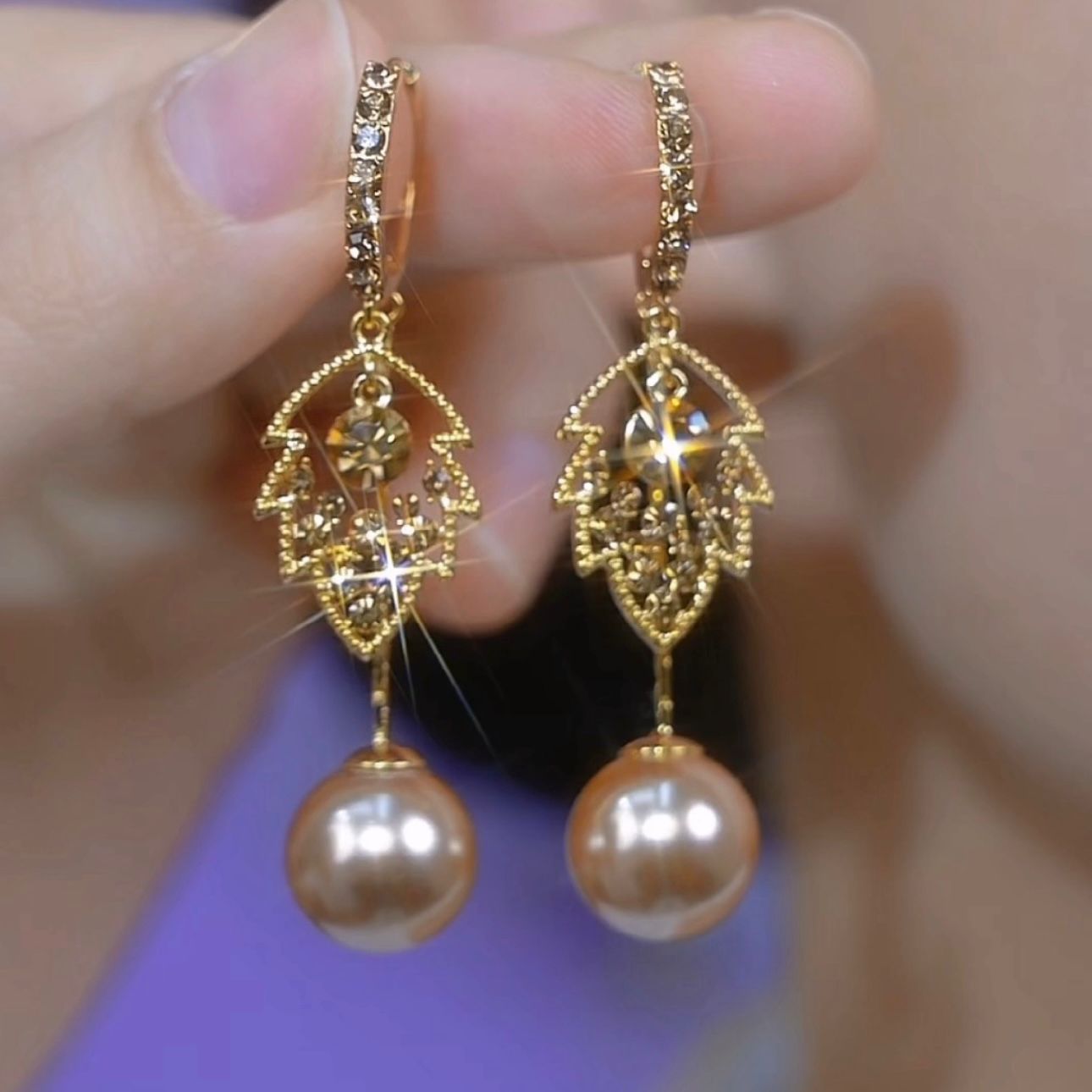 Coffee Diamond Leaf Pearl Earrings