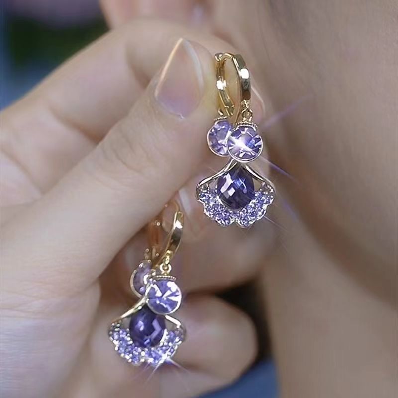 Amethyst Ginkgo Leaf Temperament Ear Clip
