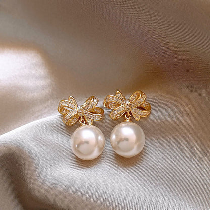 Irregular Pearl Temperament Earrings