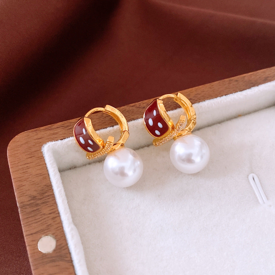 Exquisite Square Pearl Ear Clip Earrings