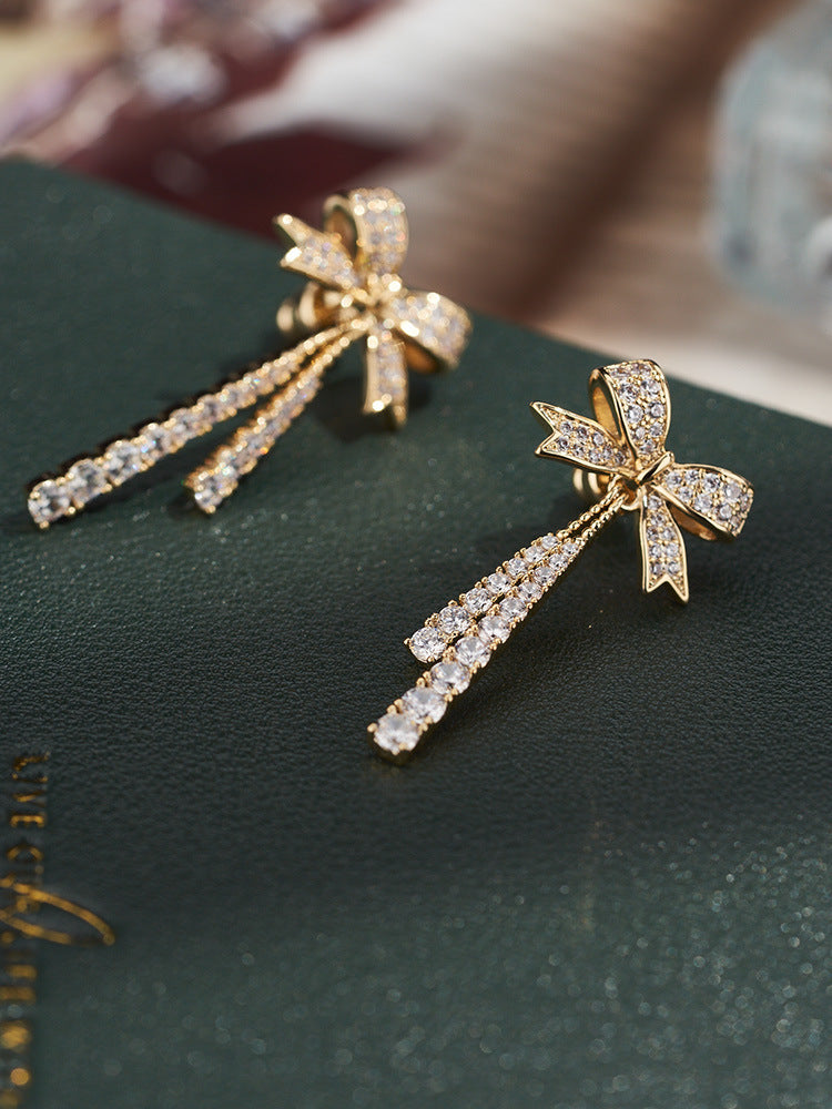 Niche Design Silver Stud Earrings