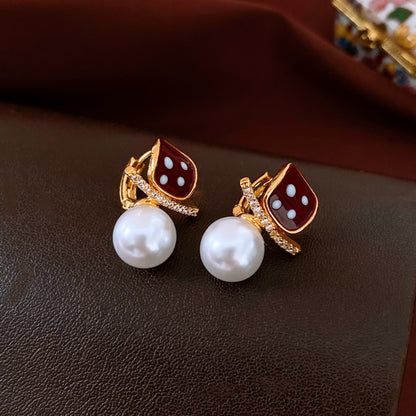 Exquisite Square Pearl Ear Clip Earrings